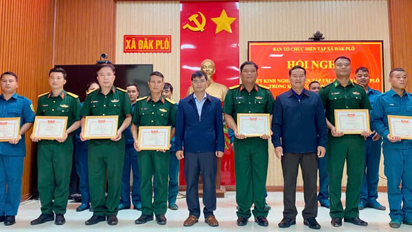 Xã Đăk Plô tổ chức Hội nghị rút kinh nghiệm diễn tập tác chiến trong khu vực phòng thủ năm 2026